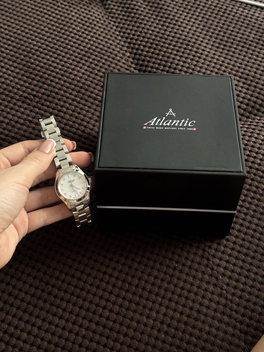 Швейцарские часы Atlantic Diamonds (8 бриллиантов) документы, гарантия