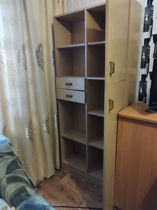 книжкова шафа для школярів