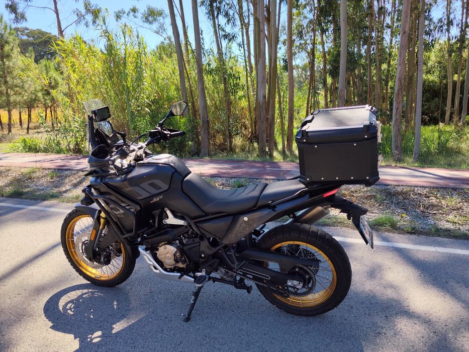 Voge ds 800 rally REBAIXADA