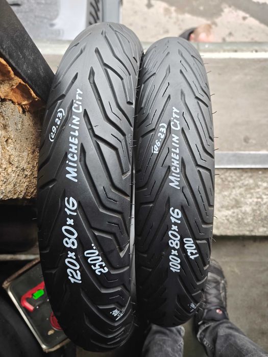Мотошина резина на скутер HONDA SH 100 110 120 130 140/ 70 80 R16