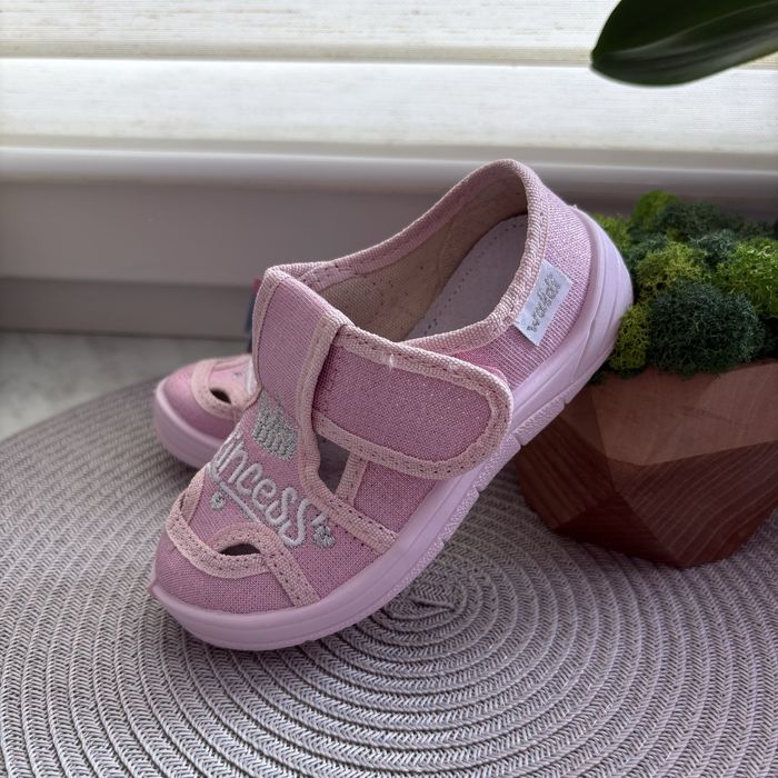 Тапочки дитячі Waldi для дівчинки в садок,валді,24,26,30