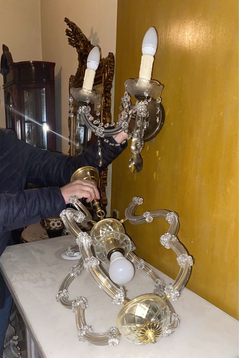 Dois Candeeiros Em Cristal (Um De Teto E Outro Aplique De Parede)