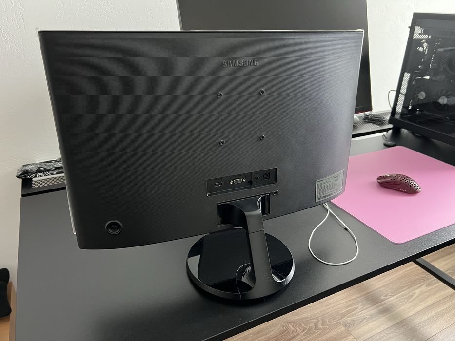 Монітор samsung c24f390fhi