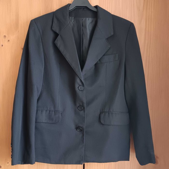 Traje académico feminino - copitraje