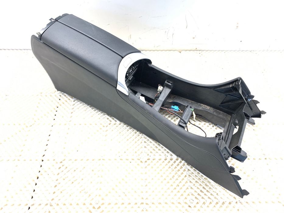 TUNEL ŚRODKOWY MERCEDES GLC SUV A2536804104 KONSOLA