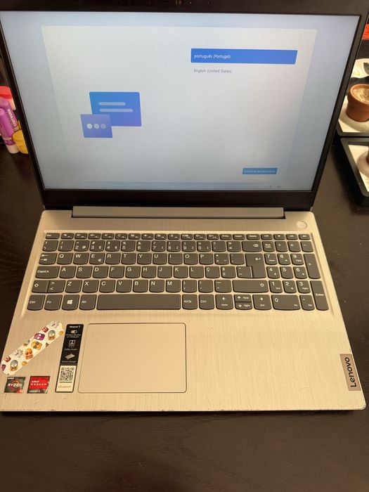 Lenovo ideapad 3 AMD Ryzen 5