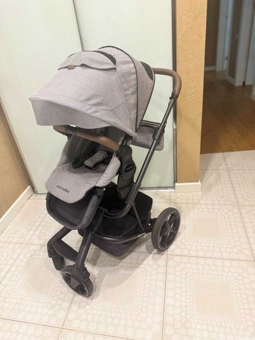 Продаю дитячу коляску Easywalker 2в1