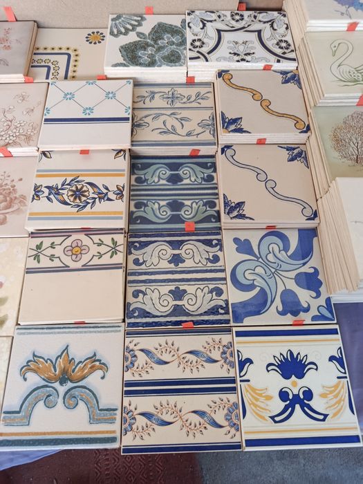 Lote de diversos azulejos
