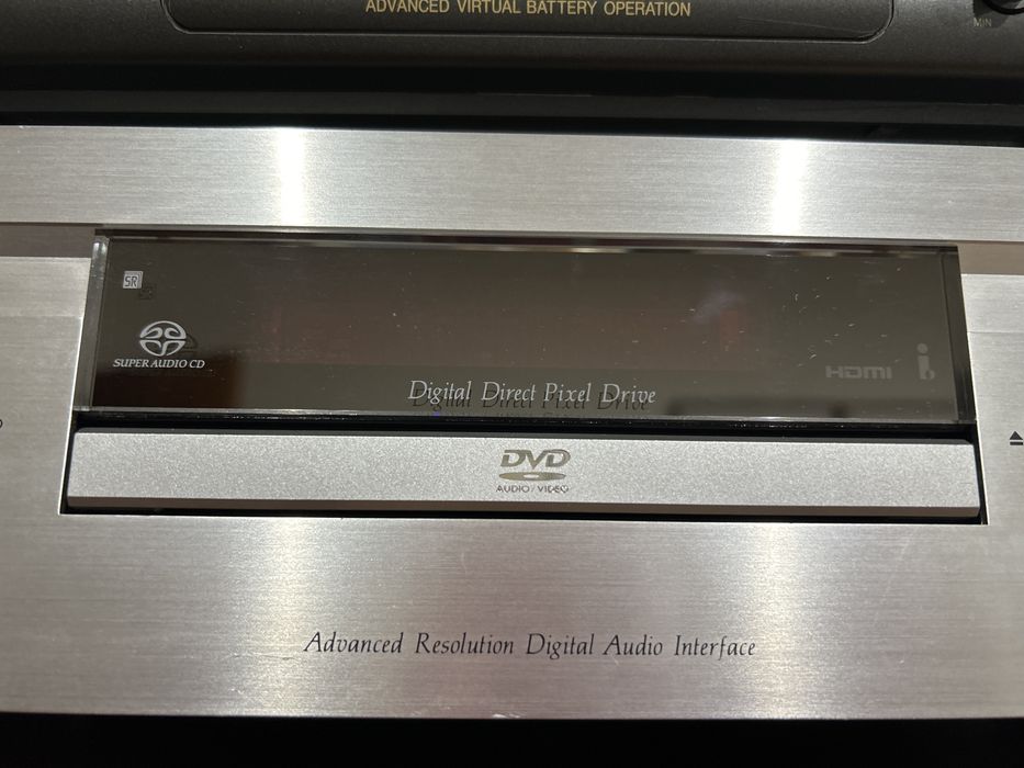 Leitor de DVD Pioneer DV-989AVi