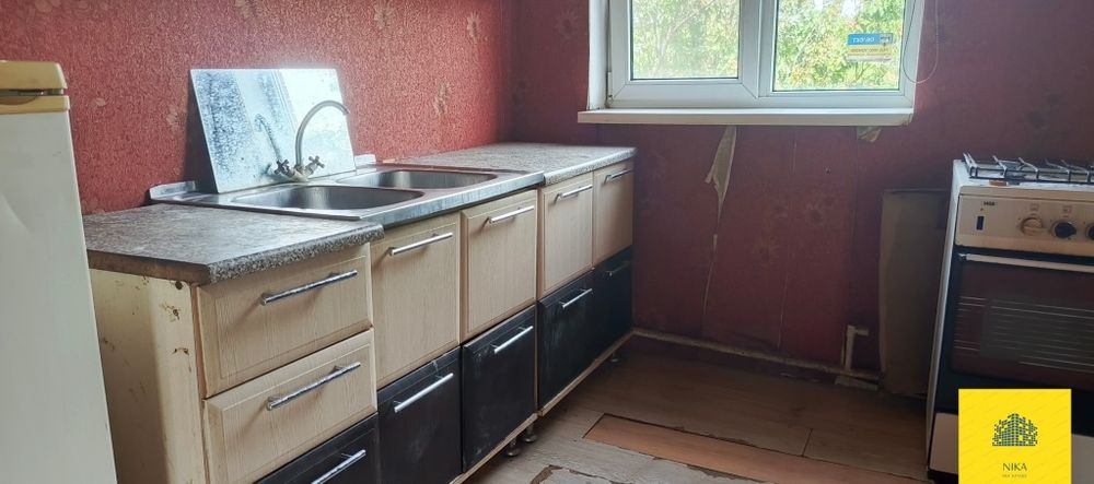 Здається частина будинку 5000грн.