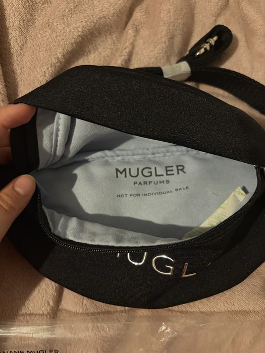 Nerka Mugler czarna z srebrnymi dodatkami