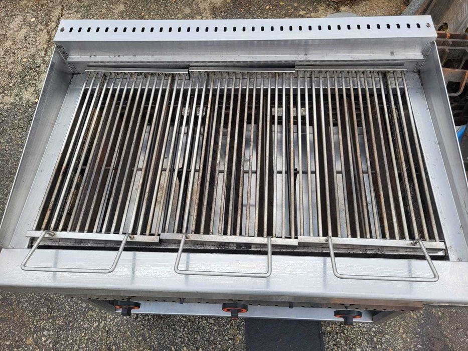 Grelhador a Gás de 3 Queimadores com Deflectores