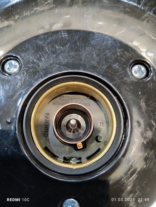 Чайник Russell Hobbs