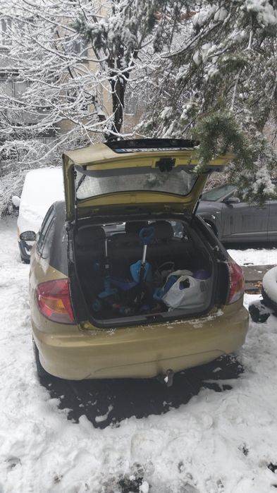 Кіа Ріо 1 покоління