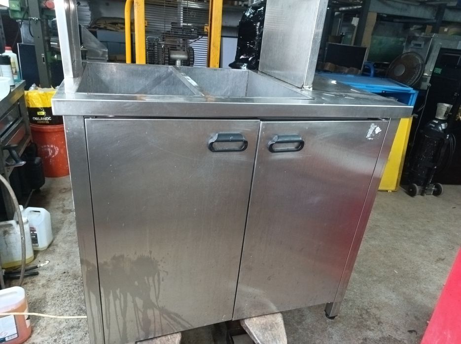 Estufa de batata frita com substrutura