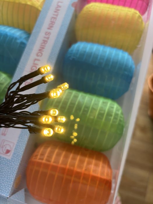 Conjunto de lampadas de exterior novas.