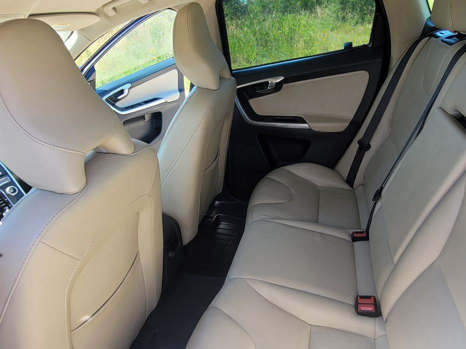Volvo xc60 2015r
