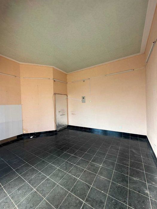 ЖД Вокзал 25м2 Здам ФАСАДНЕ Видове приміщення з Парковкою біля ЗУПИНКИ