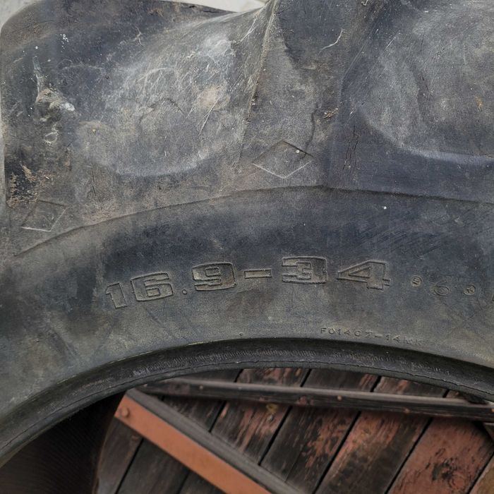 Opona GoodYear 16.9/34 do ciągnika