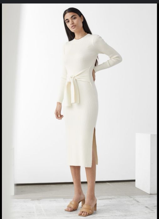 Сукні жіночі в ідеальному стані/ сукня в рубчик