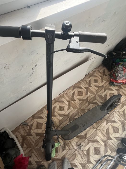 Продам самокат Xiomi m 365,1s