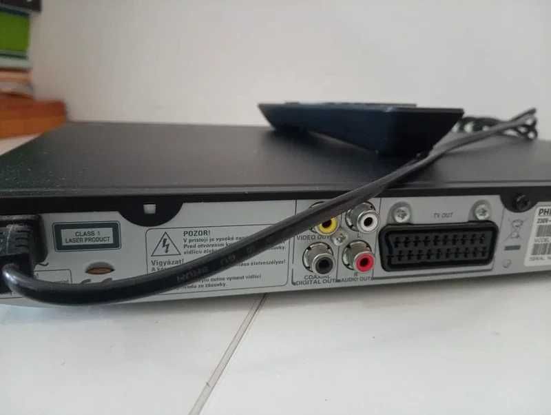 Leitor de DVD Philips Com comando	 - Pouco Uso. Como Novo*
