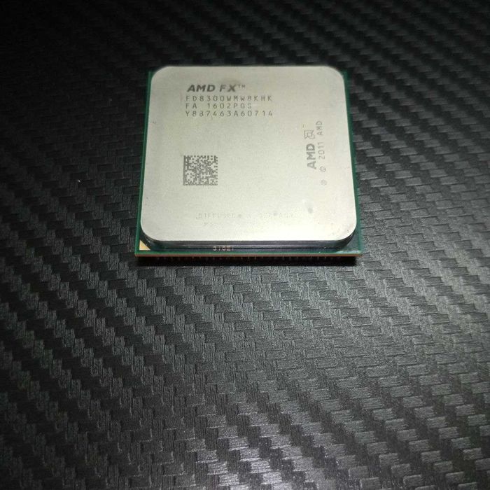 Процесор FX-8300