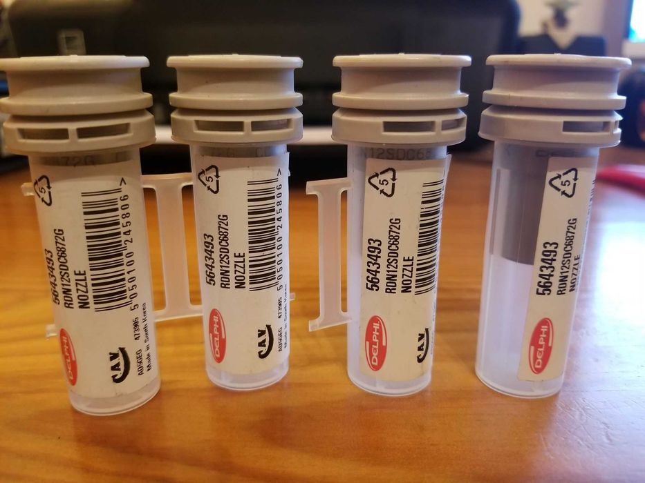 Bico injetor, novo da DELPHI, p/ PEUGEOT.306/406 1.9TD, 90HP.