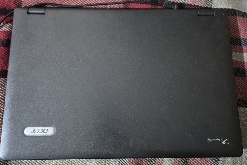 Ноутбук Acer Extensa 5235, 2 GB RAM, 232 GB