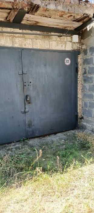 Продается большой гараж