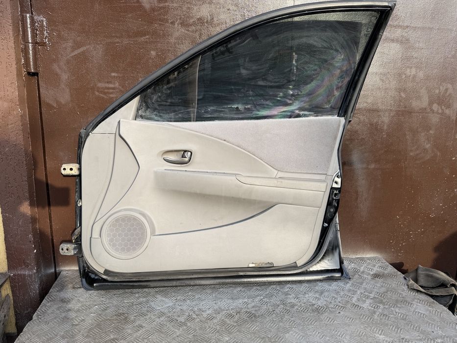 Дверь Ниссан альтима nissan altima год 2005