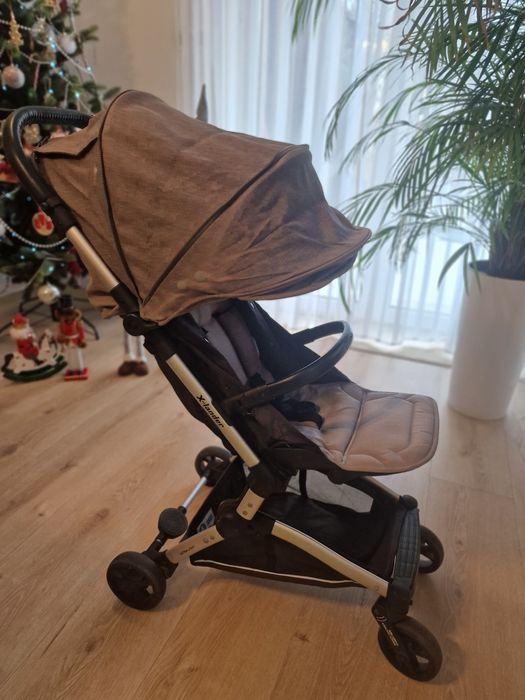 Wózek X-lander x-fly kompaktowa spacerówka