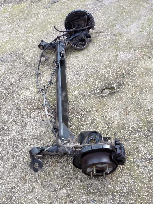 Eixo Traseiro Disco Kia Rio II 1.5CRDI Ano 2005 (EIXO COMPLETO)