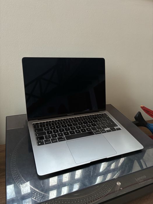MacBook Air M1 (2020) novo