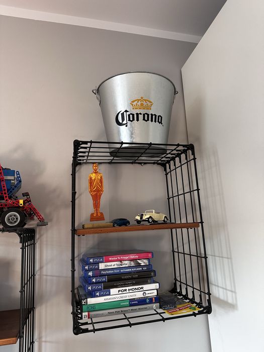 Sprzedam dwie półki!!!