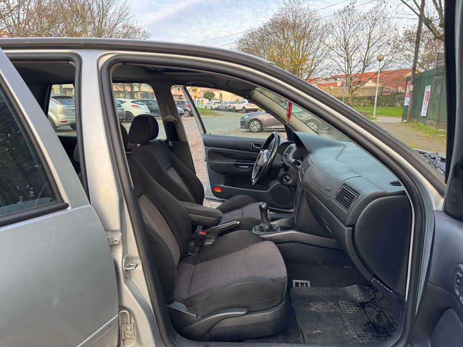 VW Golf 4 1.9 TDI 115cv PD com Apple CarPlay - excelente condições