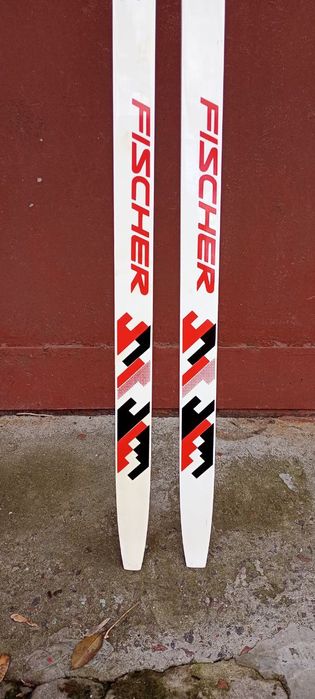 Лижі Тиса Fisher пластикові