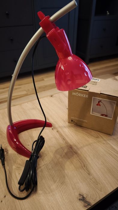 Lampa biurkowa IKEA MÖRKER (czerwona) – NOWA, wyrazisty akcent! Wysyłka OLX