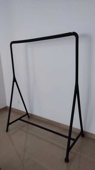 Suporte para cabides (arara)