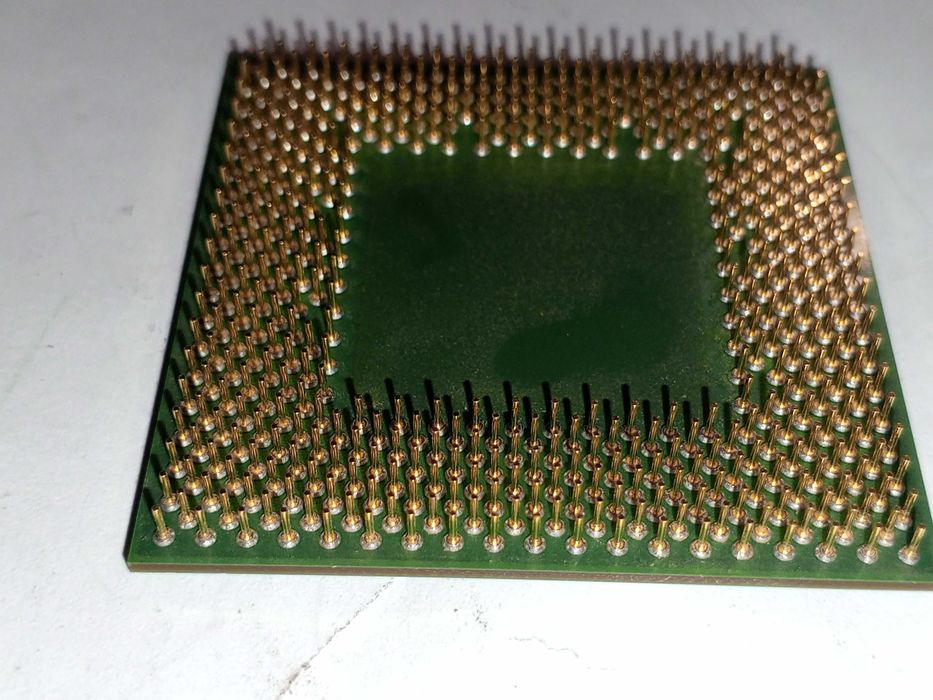 Процессор AMD Sempron 2200+ SDA2200DUT3D PGA-462 (Socket A)