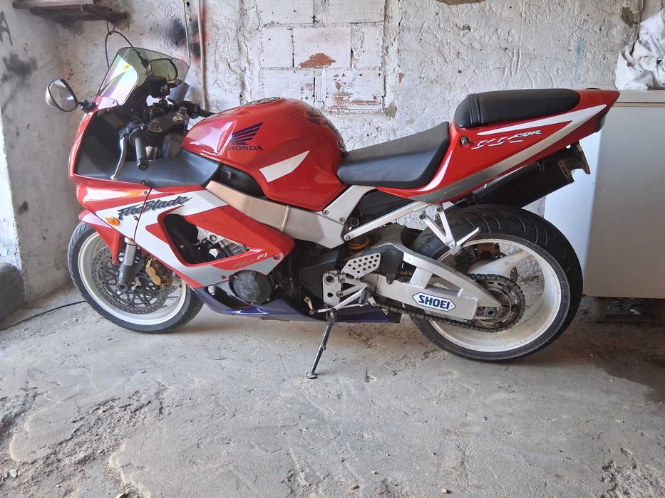 Honda cbr 929 rr