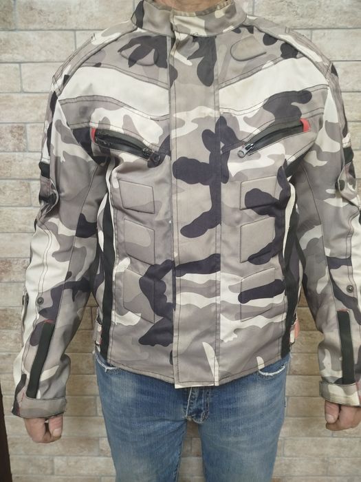 Продам мотокуртку текстильную.