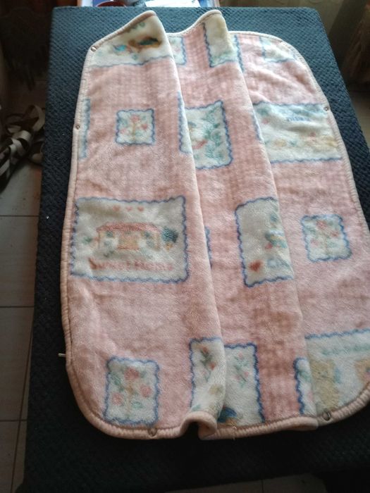 Manta, cobertor e agasalho - para berço, carrinho ou colo 80 x 88 cm