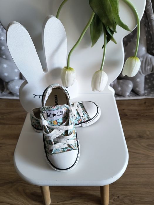Trampki Converse w kwiatuszki 24