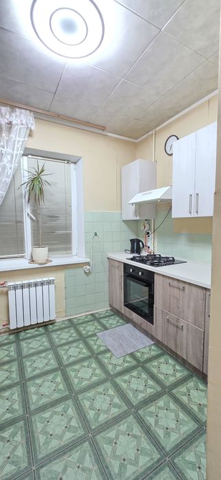 Продаж 2х к квартири. Оболонь.  Вул. Героїв Дніпра 34 А. Метро 5 хвилин.