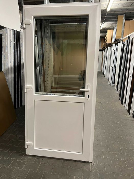 Drzwi wejściowe  PCV 90x190 białe na zewnątrz OD RĘKI transport 150,zł