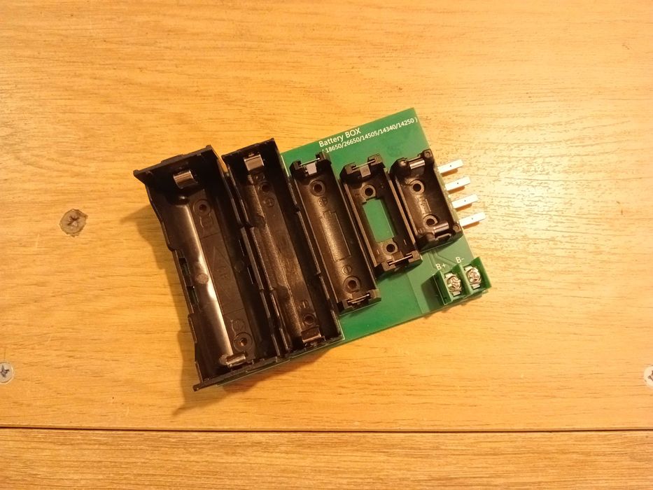 Bloco de Suportes Pilhas/Celulas - Também  Compativel com Carga Electronica Atorch