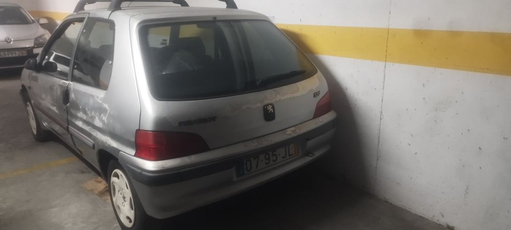 Peugeot 196 green 1.0