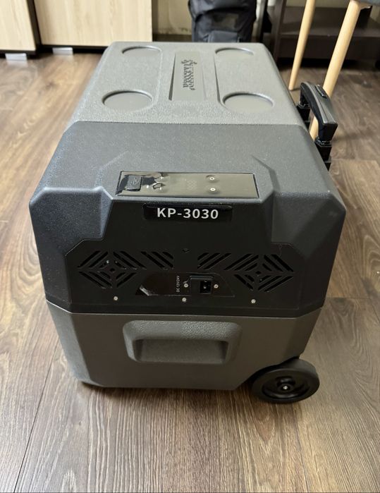 Продам автохолодильник  компрессорный KESSER® 30 л.