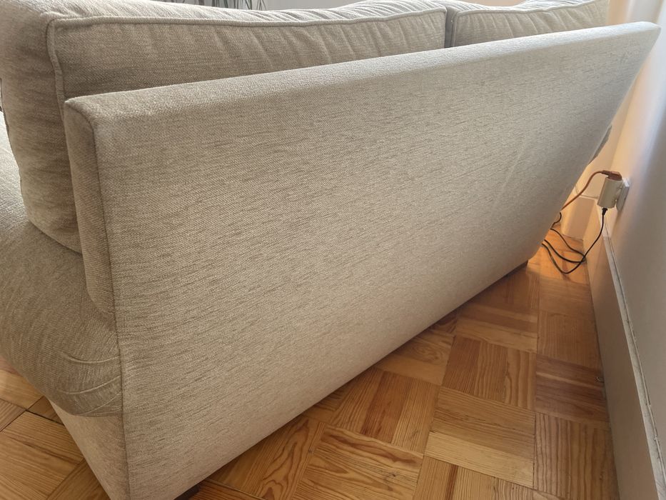 Sofa de dois lugares